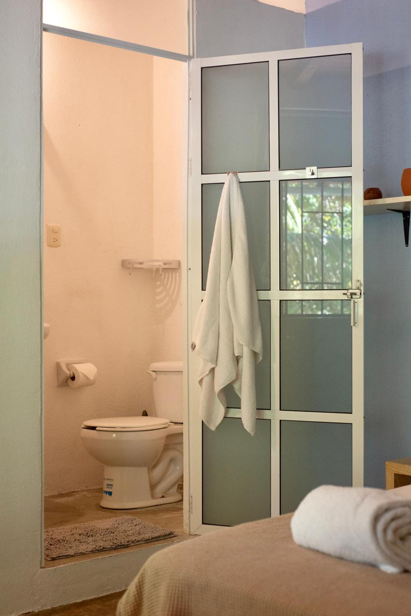 La Punta Beach House Пуерто Ескондидо Екстериор снимка